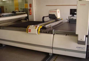 Corte automatico de tejido